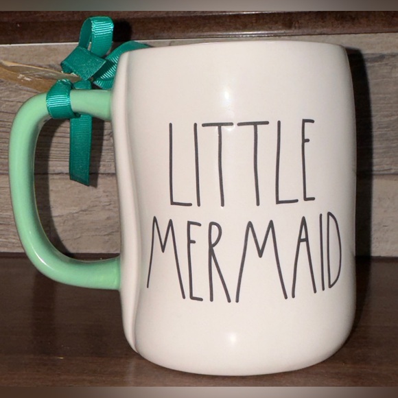 Super Cute Disney Princess Ariel The Little Mermaid π§ββοΈ Mug by Rae Dunn - NEW - Picture 11 of 12
